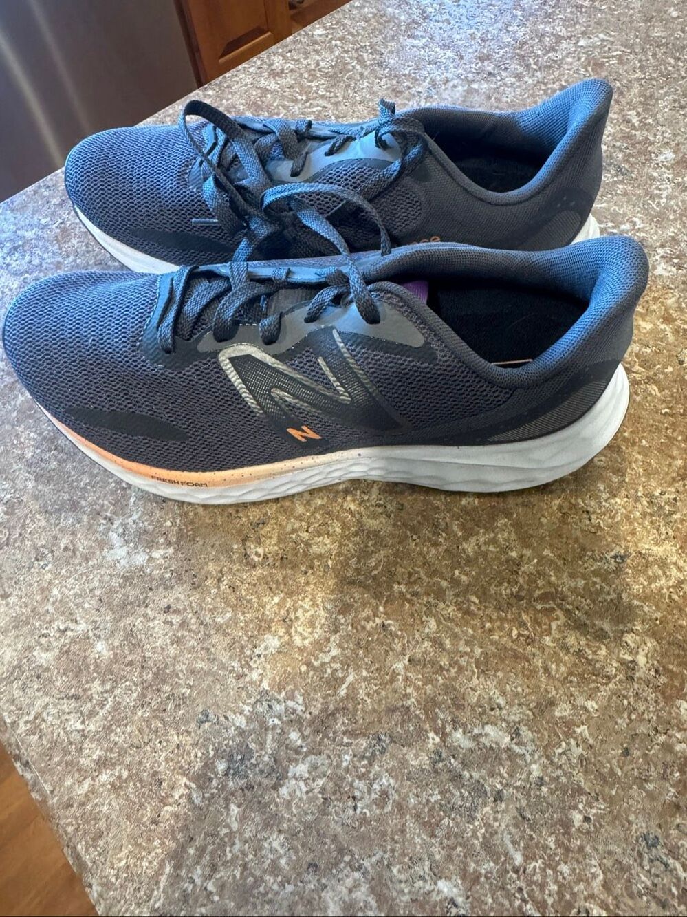 New Balance Fresh Foam Arishi v4 Women’s 8.5 B Gray Sneakers WARISPK4